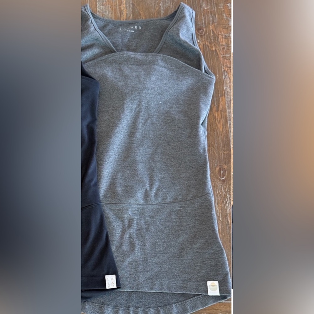 Lalabu Womens Tank Top - Black and Gray Supportive Scoop Neck